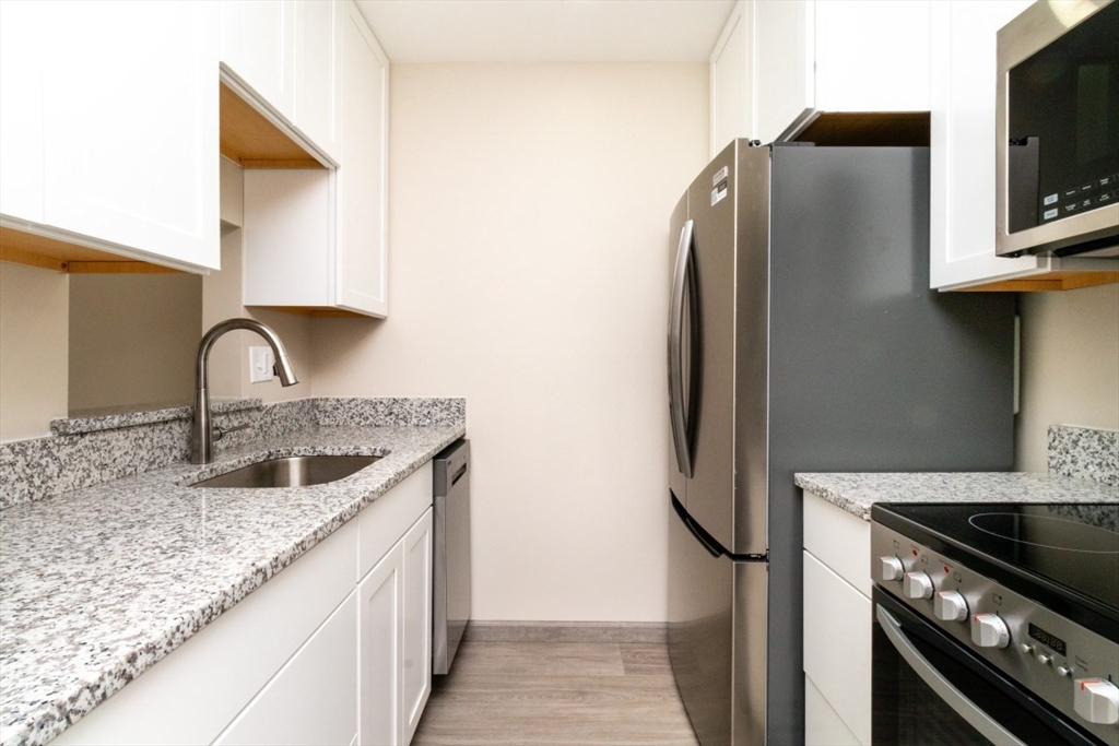 133 Commander Shea Boulevard, Unit 204 Quincy, MA 02171 - Photo 14 of 20