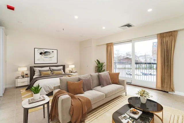 $269,000 | 133 Commander Shea Boulevard, Unit 204, Quincy, MA 02171