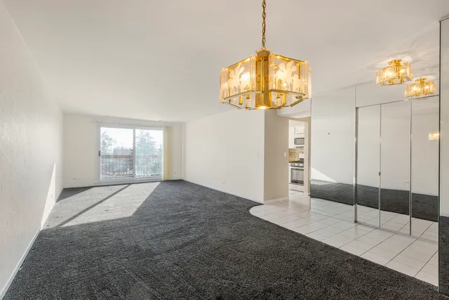 $285,000 | 400 East Dundee Road, Unit 403C, Buffalo Grove, IL 60089