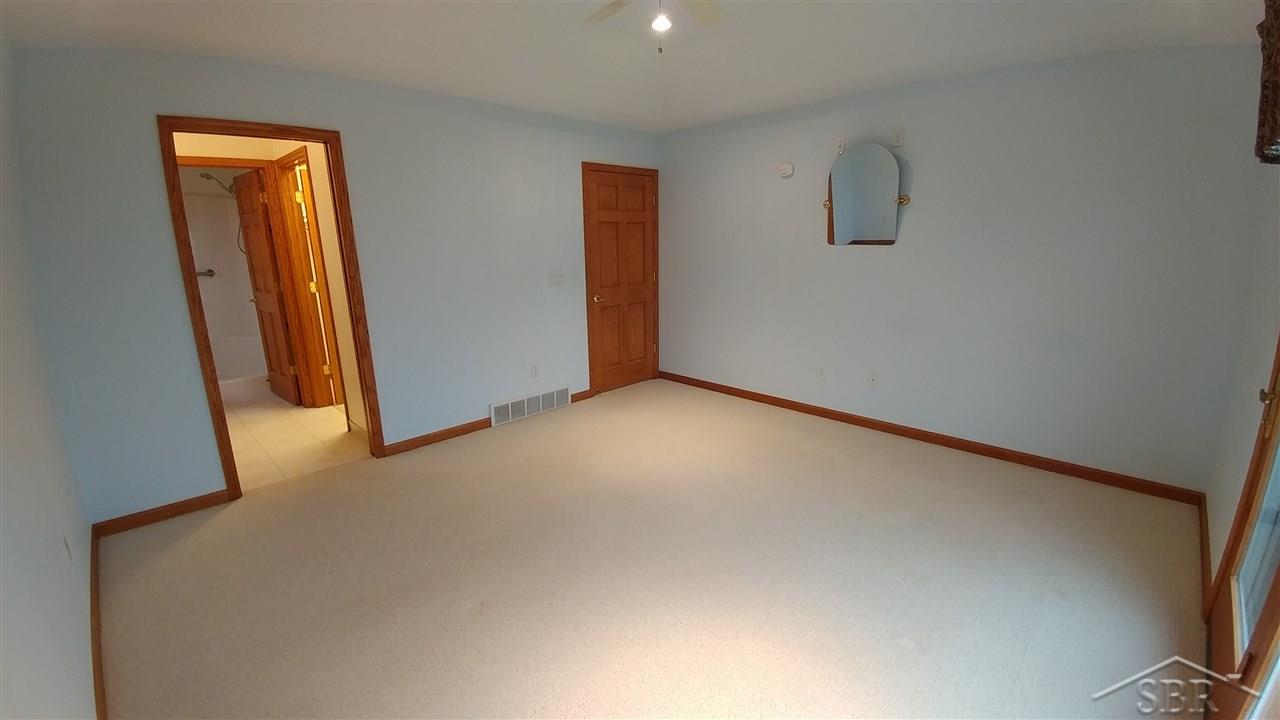 4516 Lone Road Freeland, MI 48623 - Photo 26 of 42 31311111-25.JPG