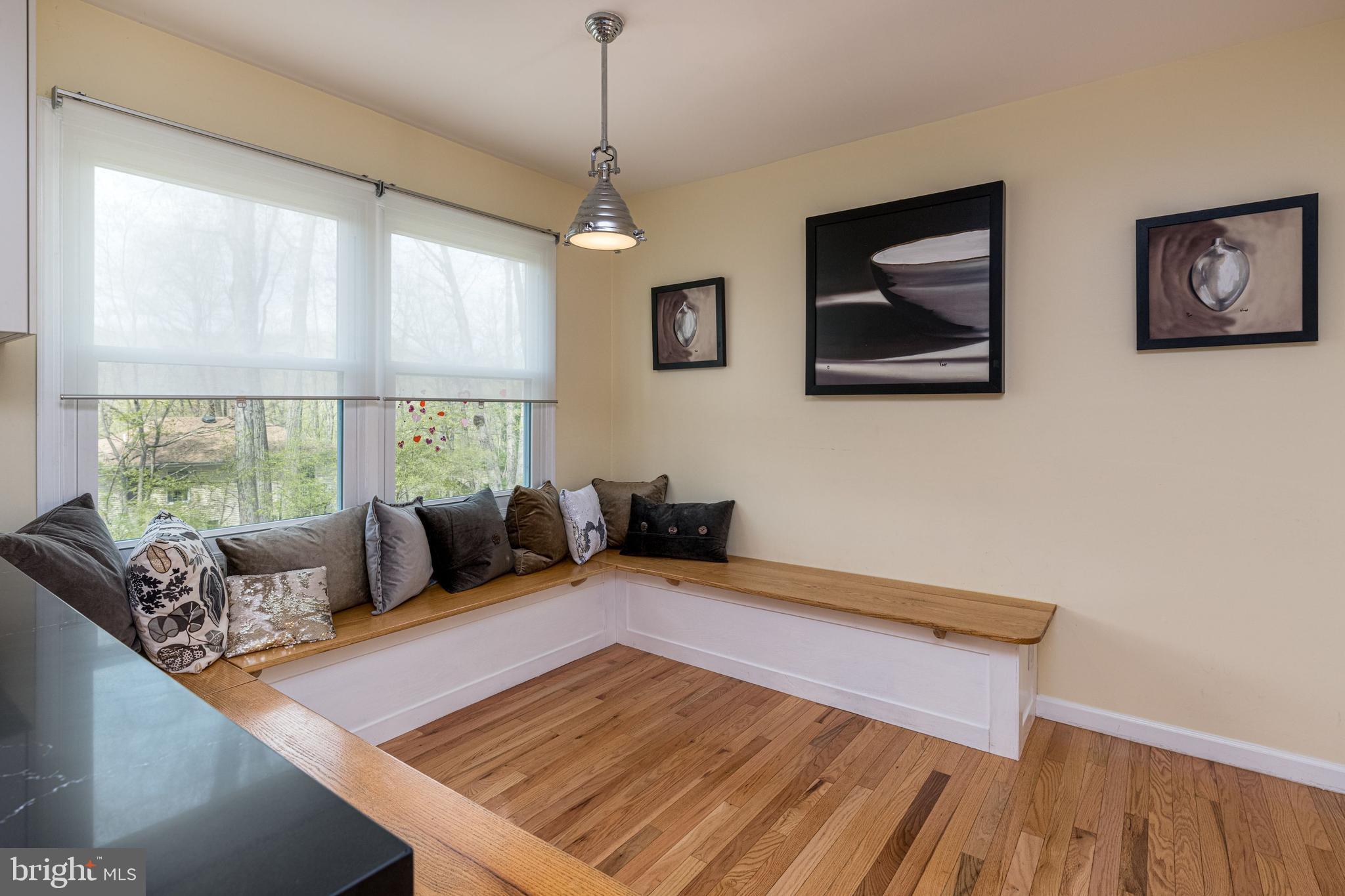 64 Lochatong Road Ewing, NJ 08628 - Photo 15 of 40 Breakfast nook