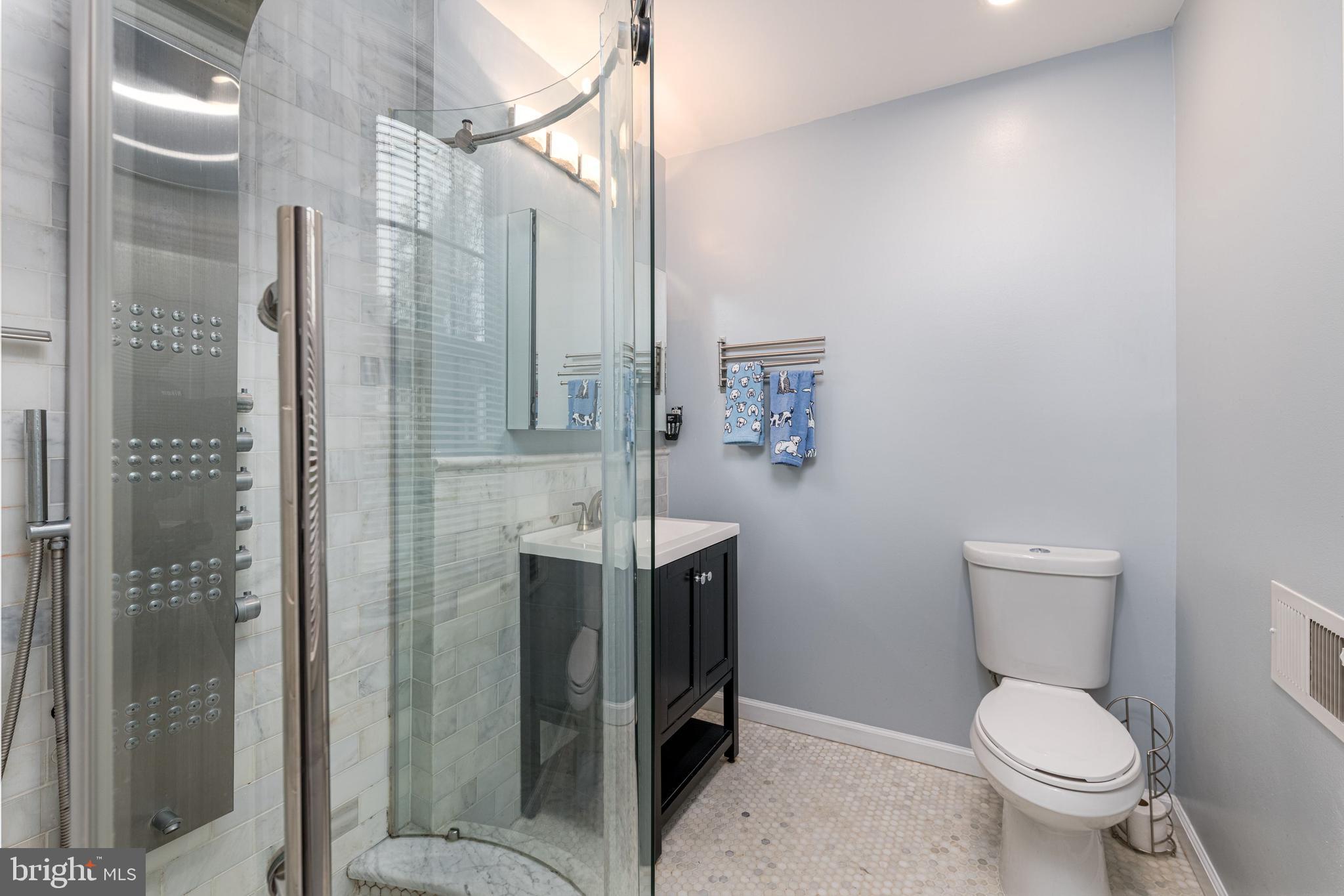 64 Lochatong Road Ewing, NJ 08628 - Photo 27 of 40 Master bathroom