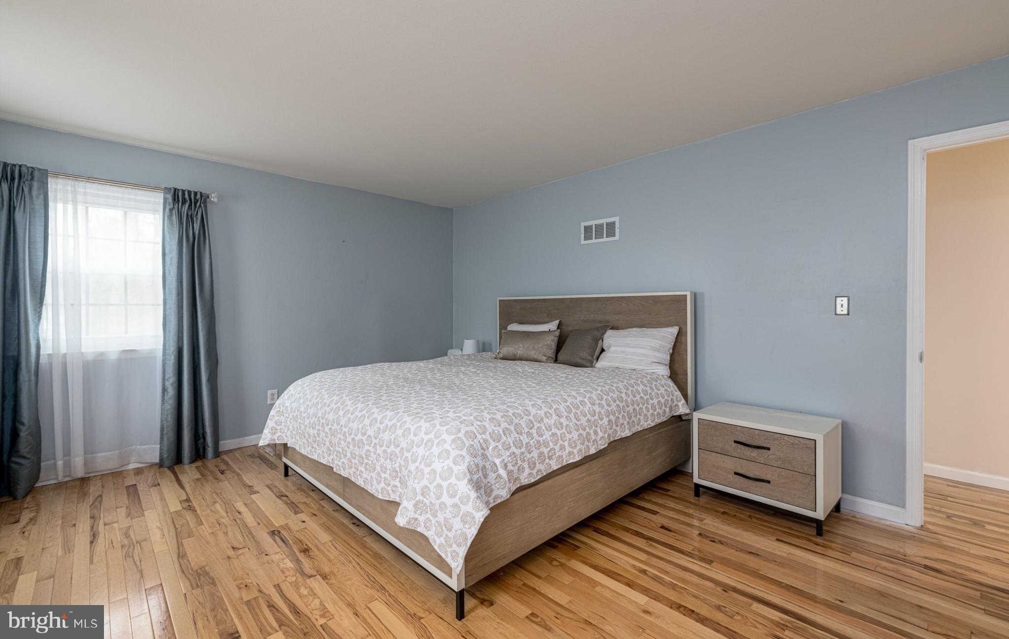 64 Lochatong Road Ewing, NJ 08628 - Photo 29 of 40 Bedroom # 3