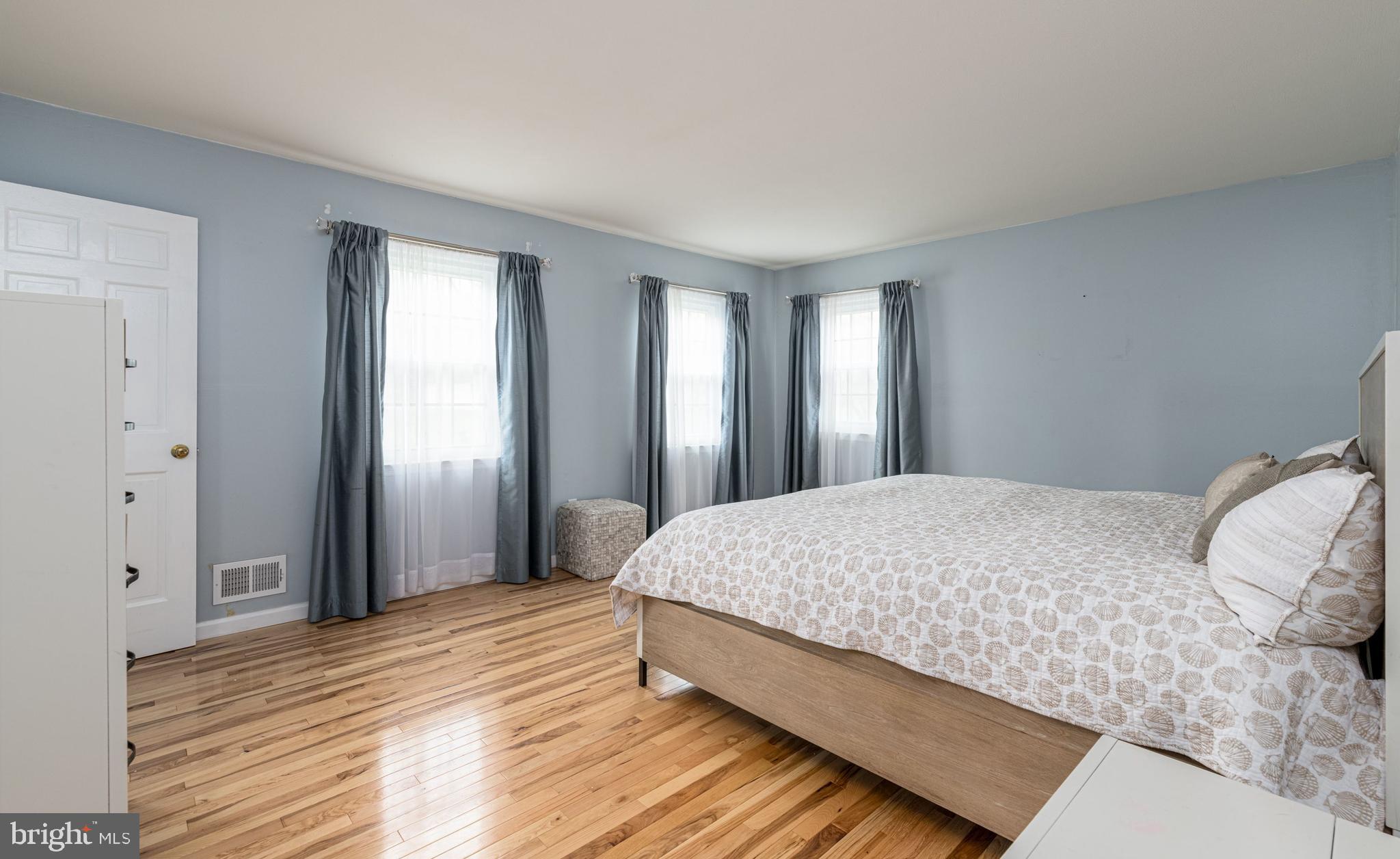 64 Lochatong Road Ewing, NJ 08628 - Photo 34 of 40 bedroom