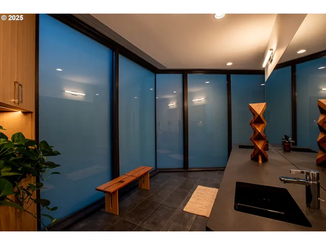 $3,975,000 | 6371 Northwest Winston Drive, Portland, OR 97210