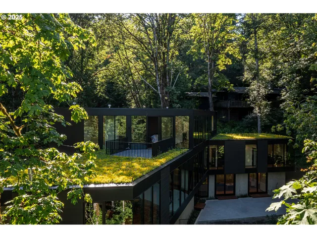 $3,975,000 | 6371 Northwest Winston Drive, Portland, OR 97210