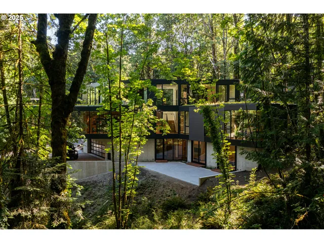 $3,975,000 | 6371 Northwest Winston Drive, Portland, OR 97210