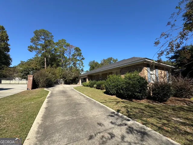 $329,000 | 230 Ridge Circle, Dublin, GA 31021