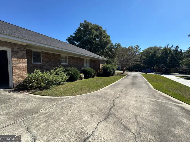 $329,000 | 230 Ridge Circle, Dublin, GA 31021