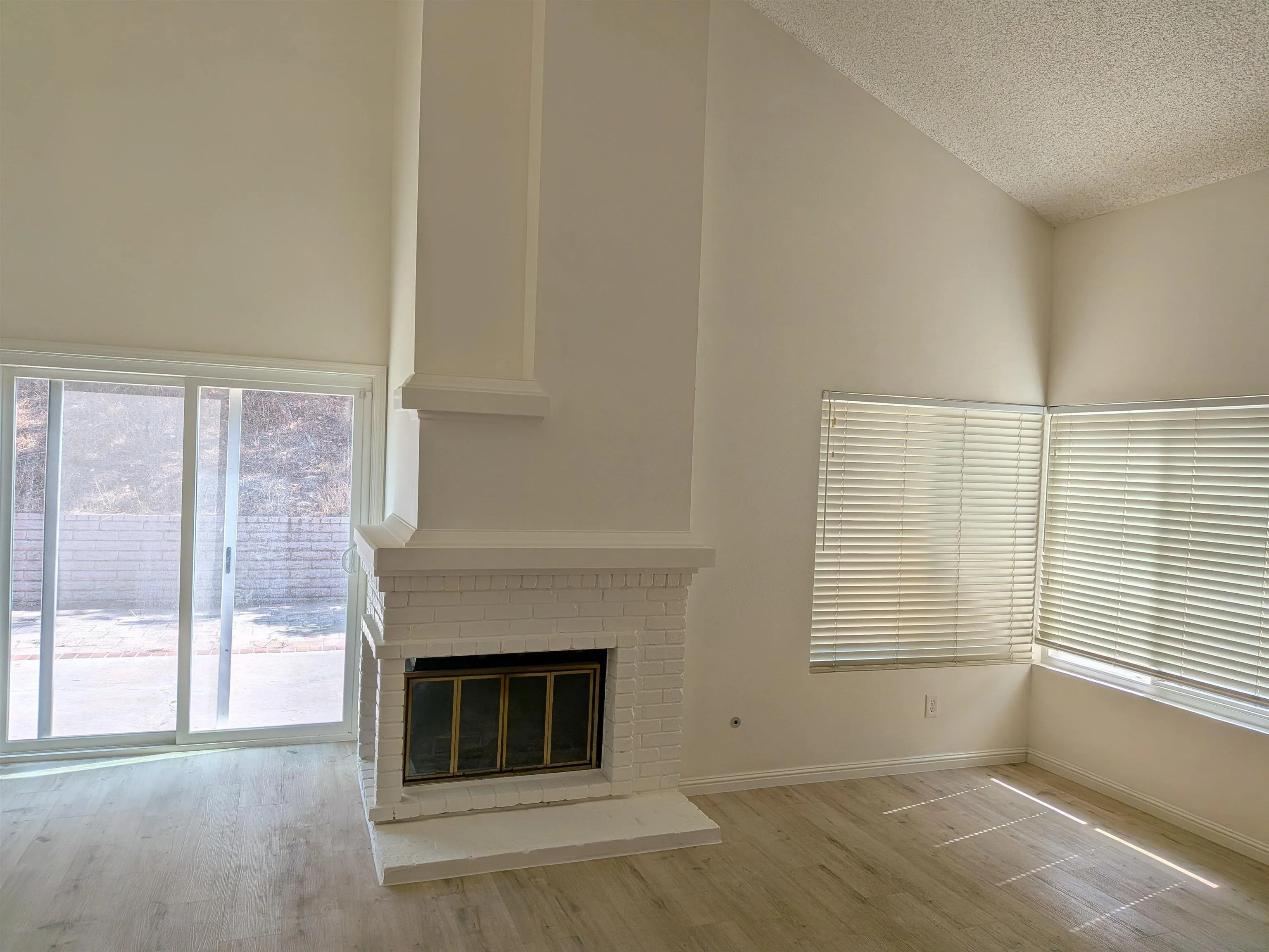 1647 Tennis Match Way Encinitas, CA 92024 - Photo 3 of 6