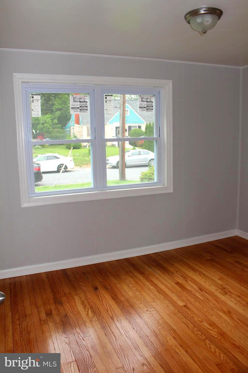 11810 Grandview Avenue Silver Spring, MD 20902 - Photo 19 of 33 Bedroom 2