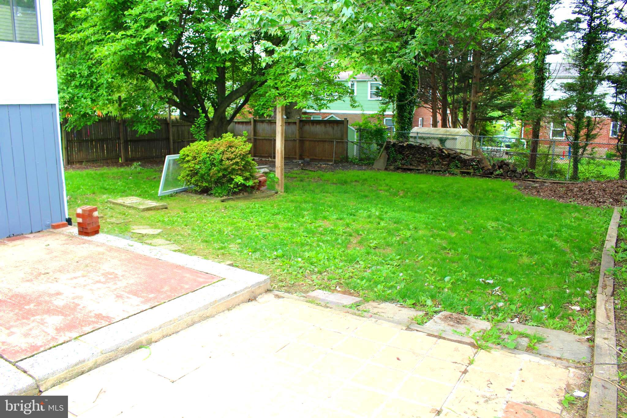 11810 Grandview Avenue Silver Spring, MD 20902 - Photo 33 of 33 Huge backyard