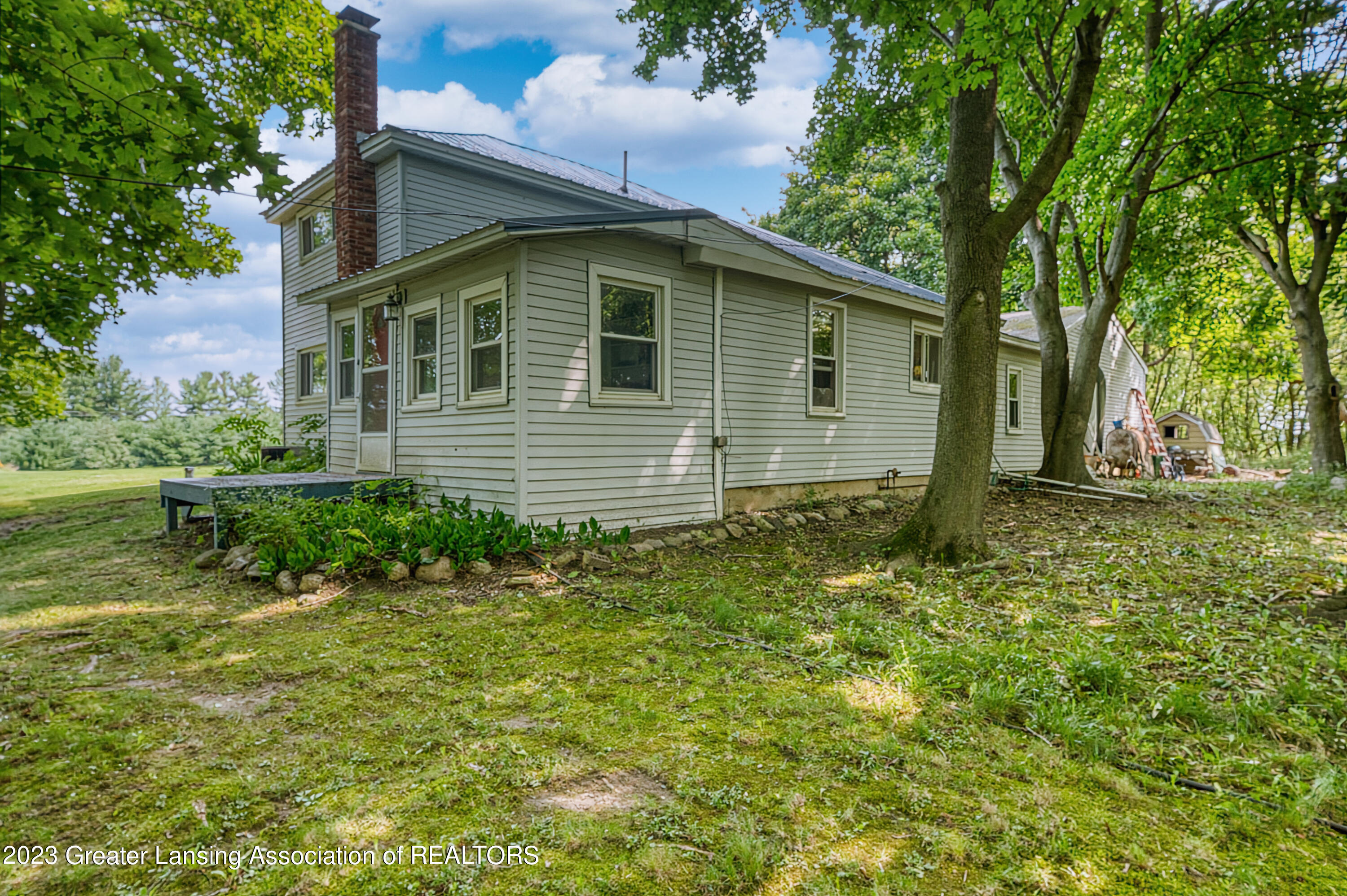 6733 Loomis Road Dewitt, MI 48820 - Photo 8 of 47 Side View