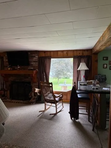 $2,200 | 45 Spring Street, Lunenburg, MA 01462