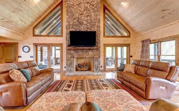 $6,500 | 380 Biguns Boulevard, Talking Rock, GA 30175