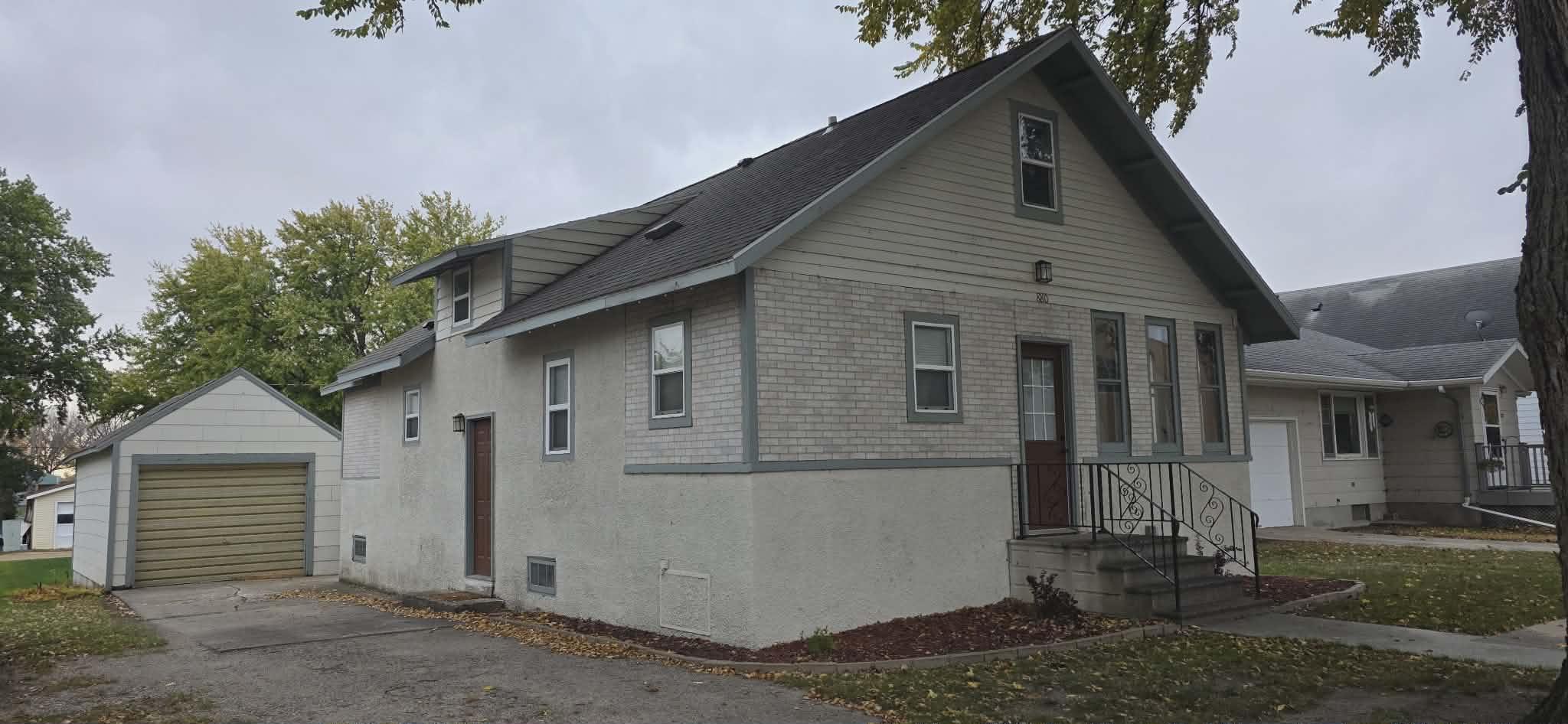 880 Pine Street Wabasso, MN 56293 - Photo 2 of 22