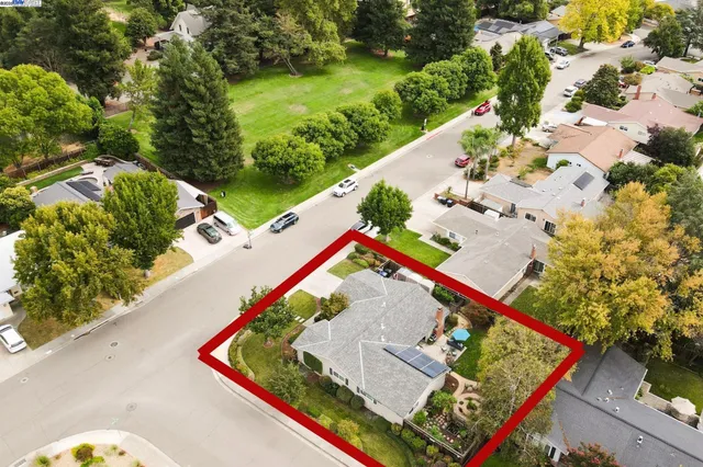 $1,599,000 | 2474 Tanager Drive, Pleasanton, CA 94566