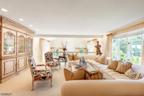 $1,450,000 | 10 Pinnacle Point, Randolph, NJ 07869