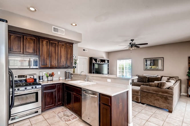 24229 Sargeant Road Ramona, CA 92065 - Photo 7 of 25 Gallery Image 7