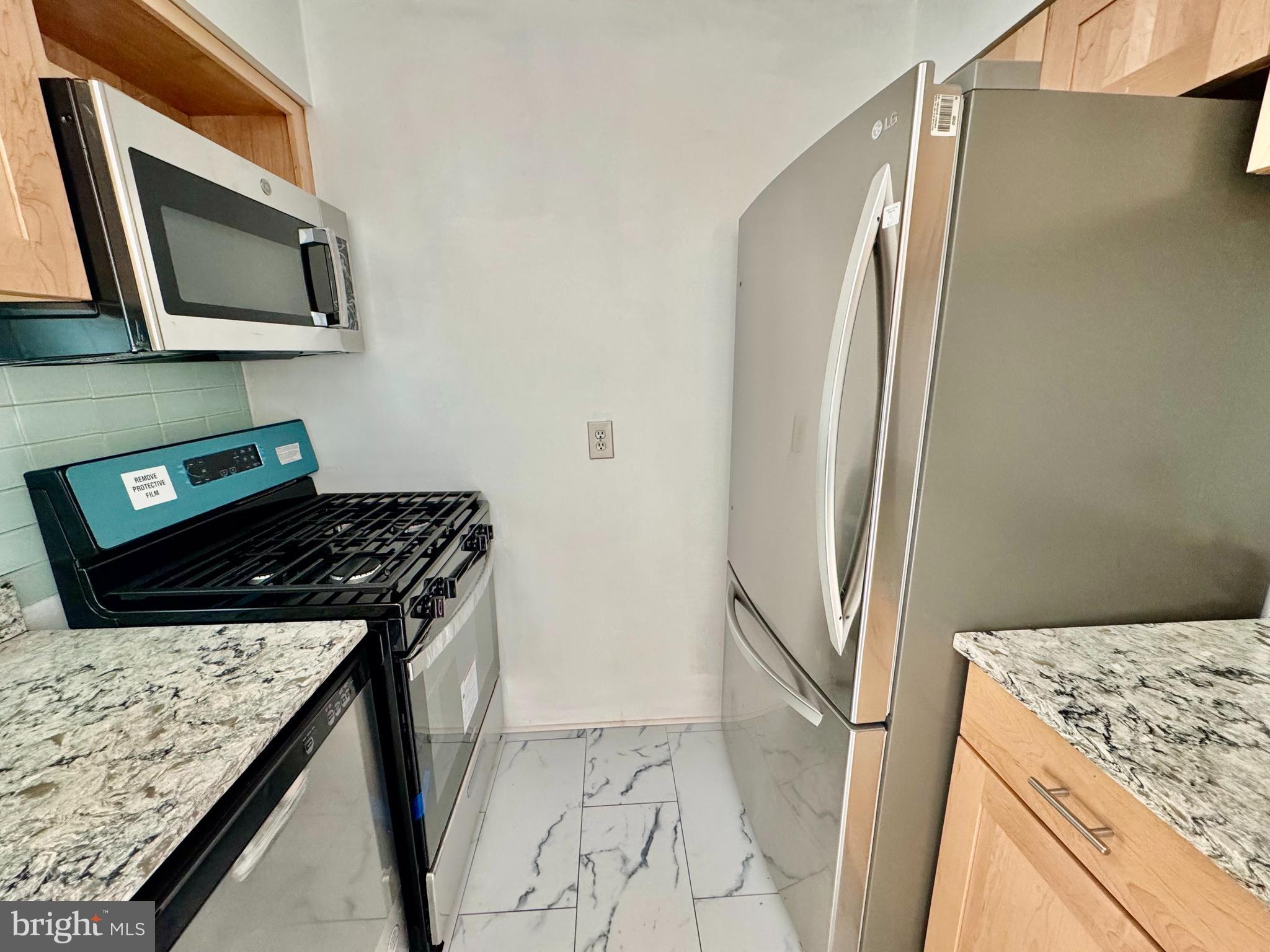 2205 Greenery Lane, Unit 1049 Silver Spring, MD 20906 - Photo 13 of 26 Stainless Steel Appliances