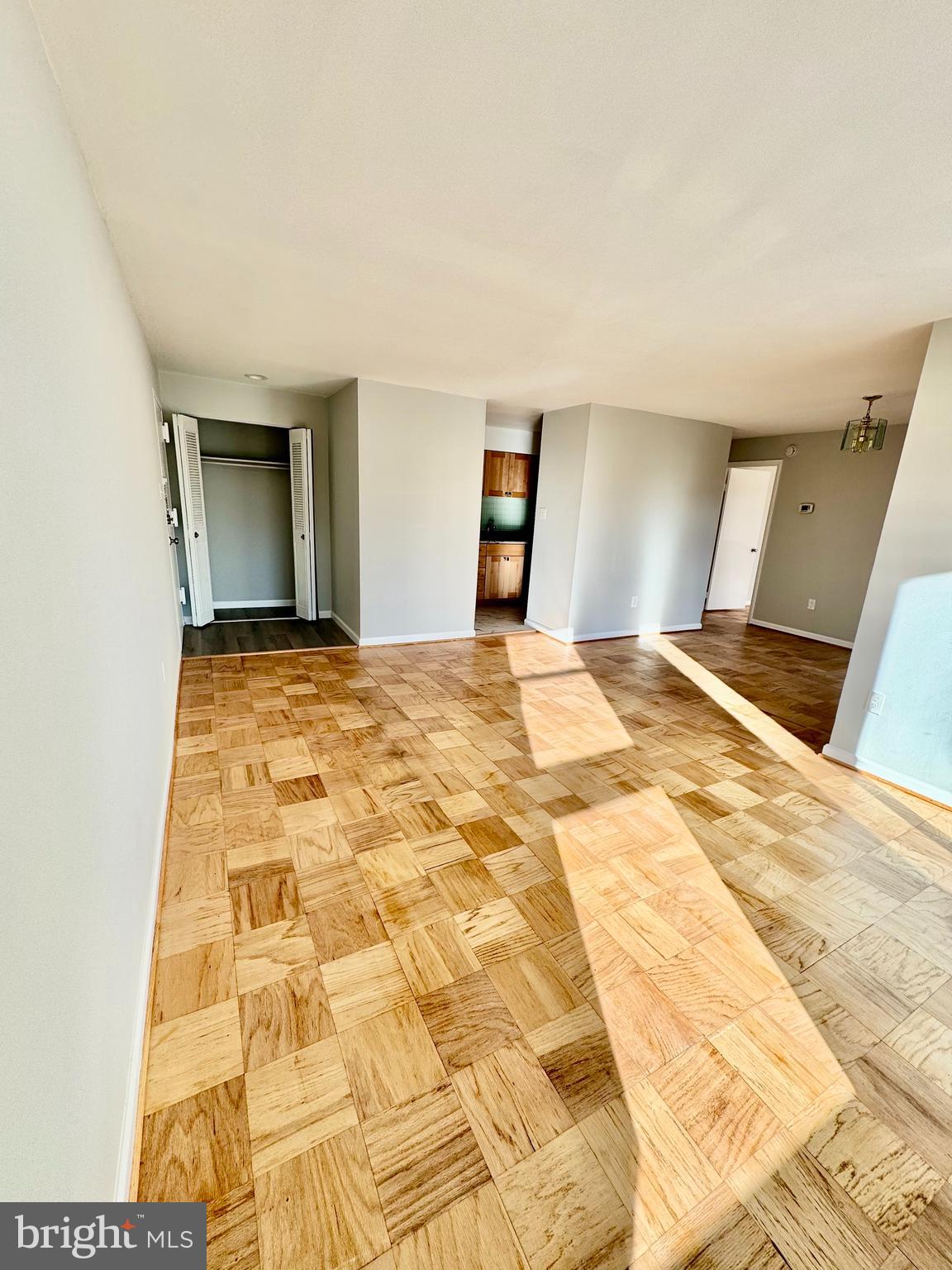 2205 Greenery Lane, Unit 1049 Silver Spring, MD 20906 - Photo 2 of 26 Welcome!