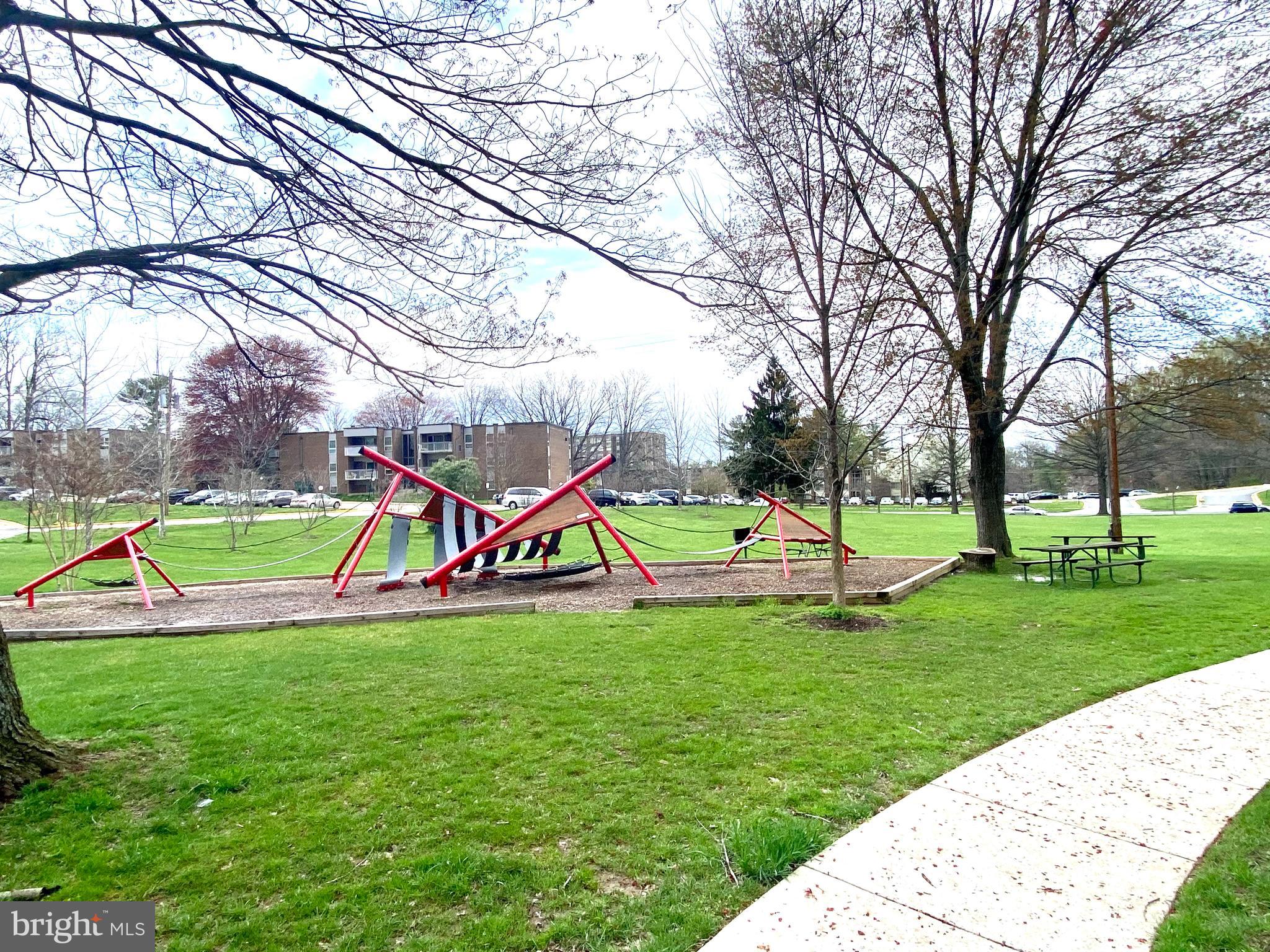 2205 Greenery Lane, Unit 1049 Silver Spring, MD 20906 - Photo 24 of 26 Outdoors