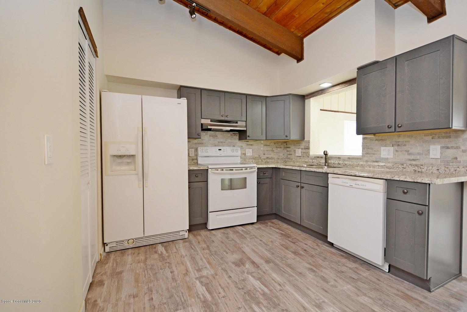295 Myrtlewood Road Melbourne, FL 32940 - Photo 16 of 24 DSC_0231
