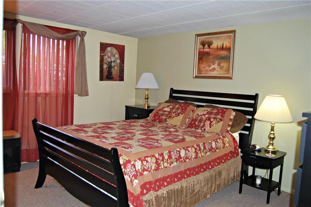 327 Ridge Point Circle, Unit A11 Bridgeville, PA 15017 - Photo 15 of 25 Gallery Image 15