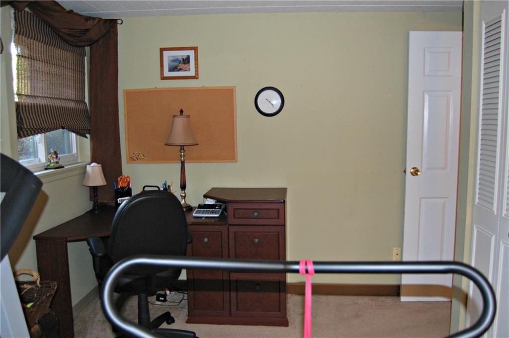 327 Ridge Point Circle, Unit A11 Bridgeville, PA 15017 - Photo 19 of 25 Gallery Image 19