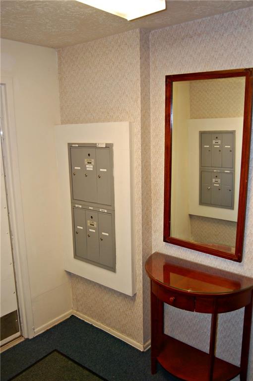 327 Ridge Point Circle, Unit A11 Bridgeville, PA 15017 - Photo 4 of 25 Gallery Image 4