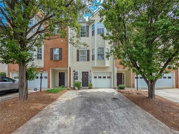 $395,000 | 740 Abbott's Mill Court, Unit 90, Johns Creek, GA 30097