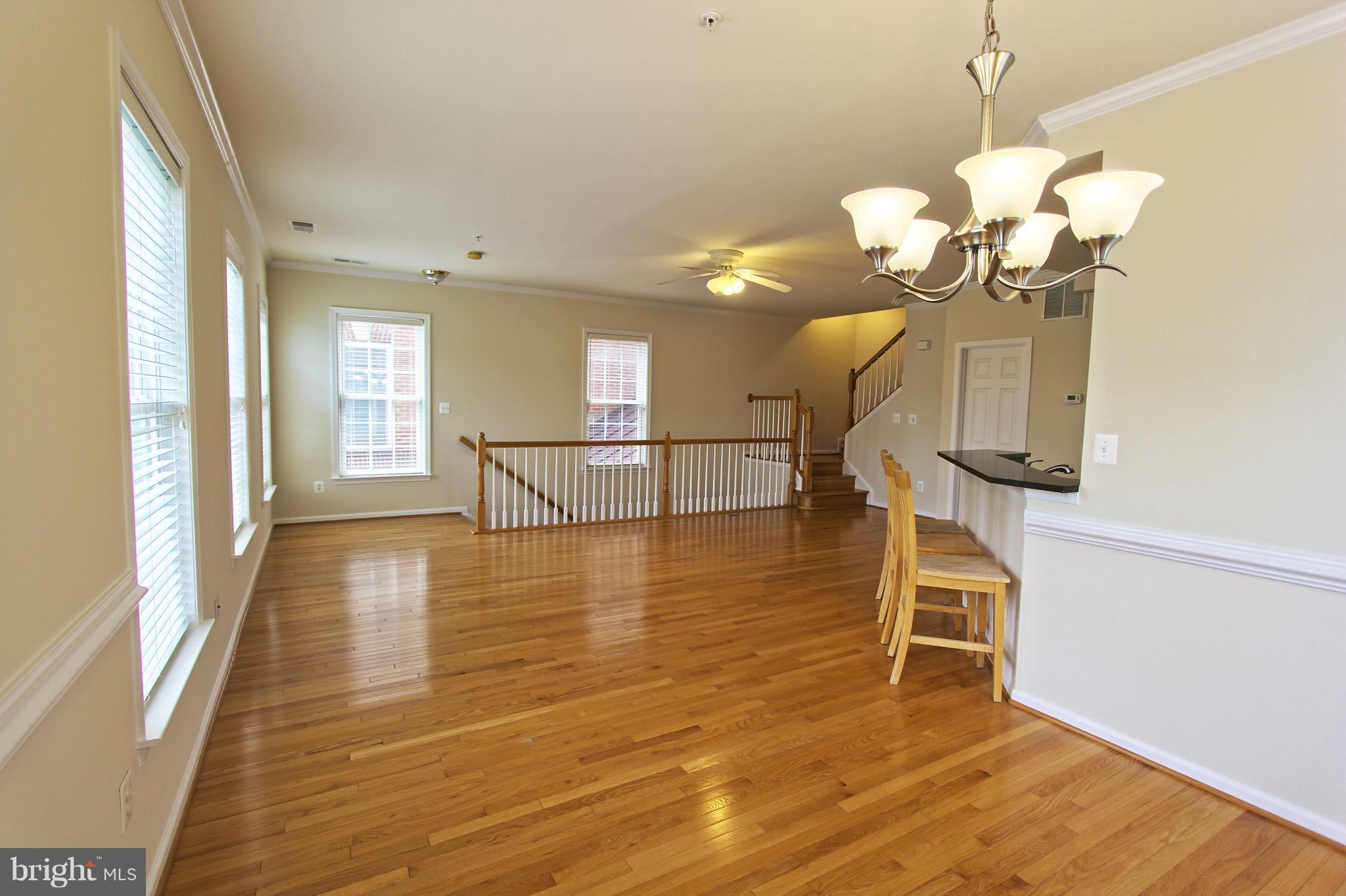 4610 Hummingbird Way, Unit 97 Fairfax, VA 22033 - Photo 4 of 18 Dining Room