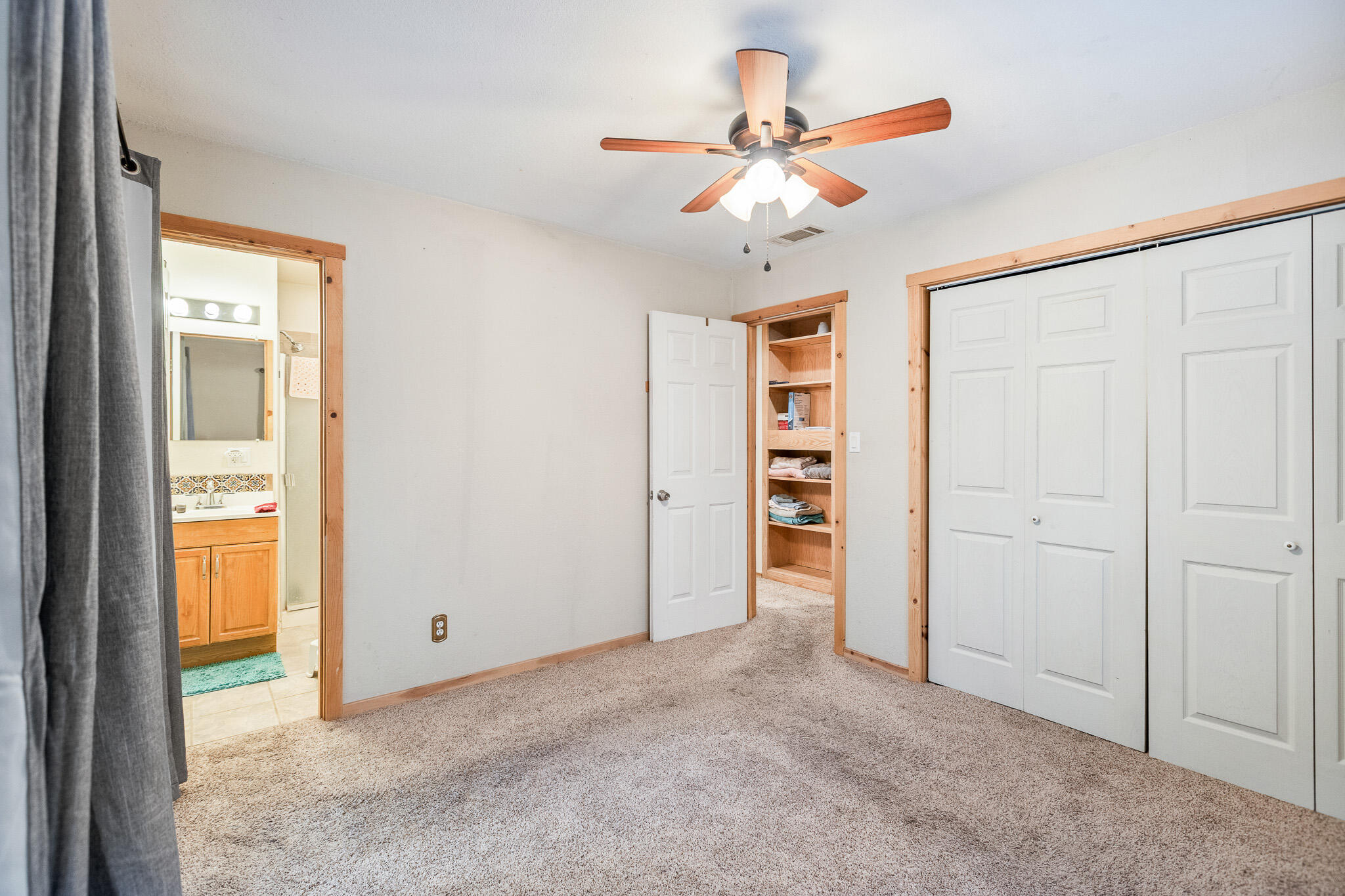 40826 Grouse Drive Three Rivers, CA 93271 - Photo 36 of 75 32 Primary Bedroom
