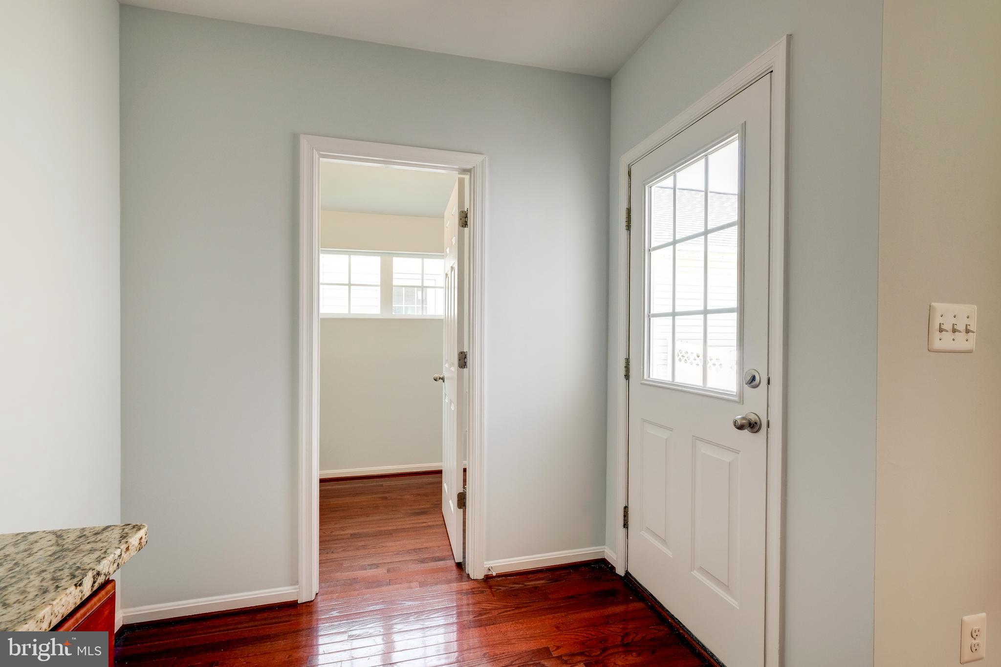 11832 Skylark Road Clarksburg, MD 20871 - Photo 20 of 41