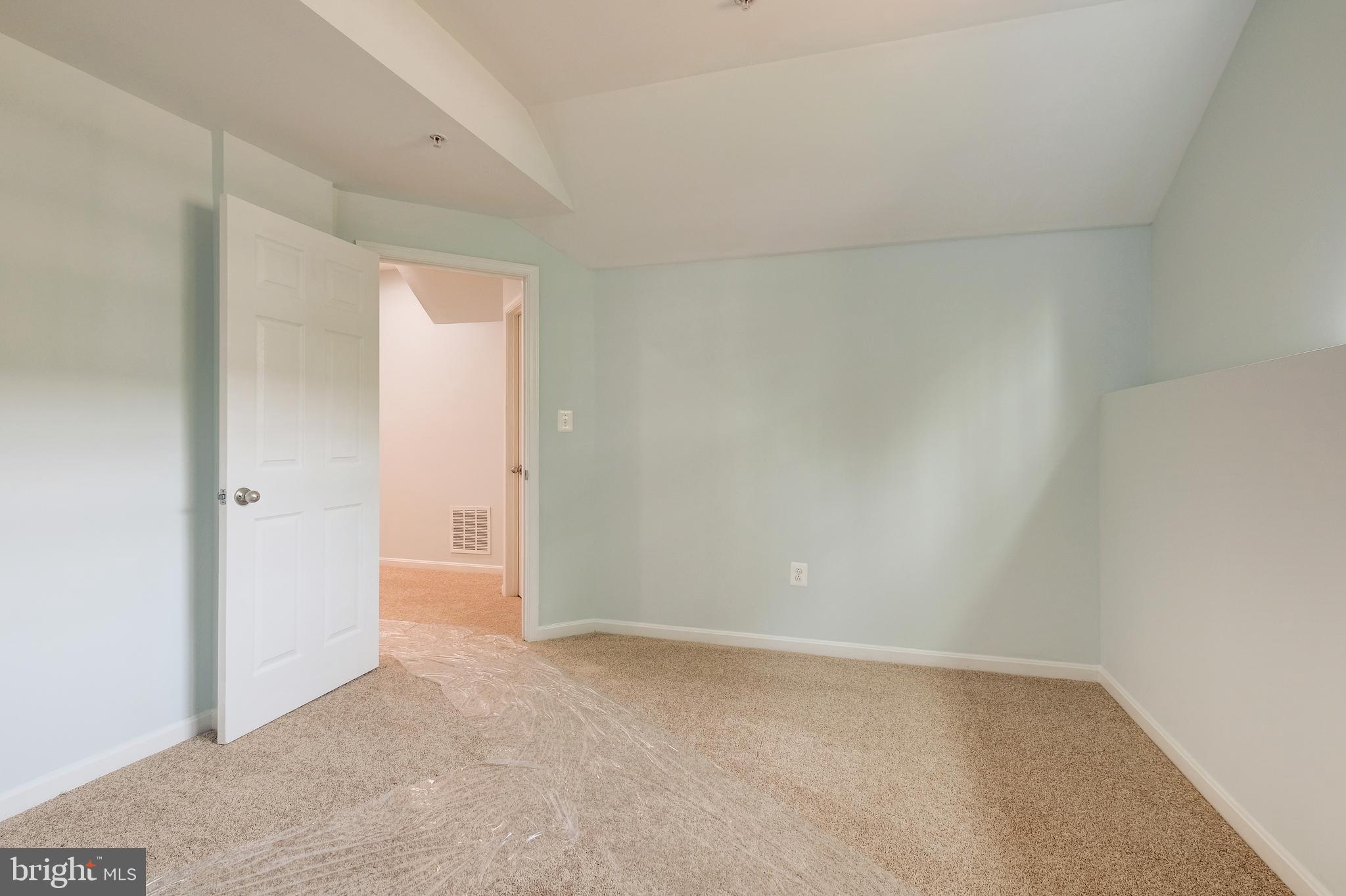 11832 Skylark Road Clarksburg, MD 20871 - Photo 37 of 41