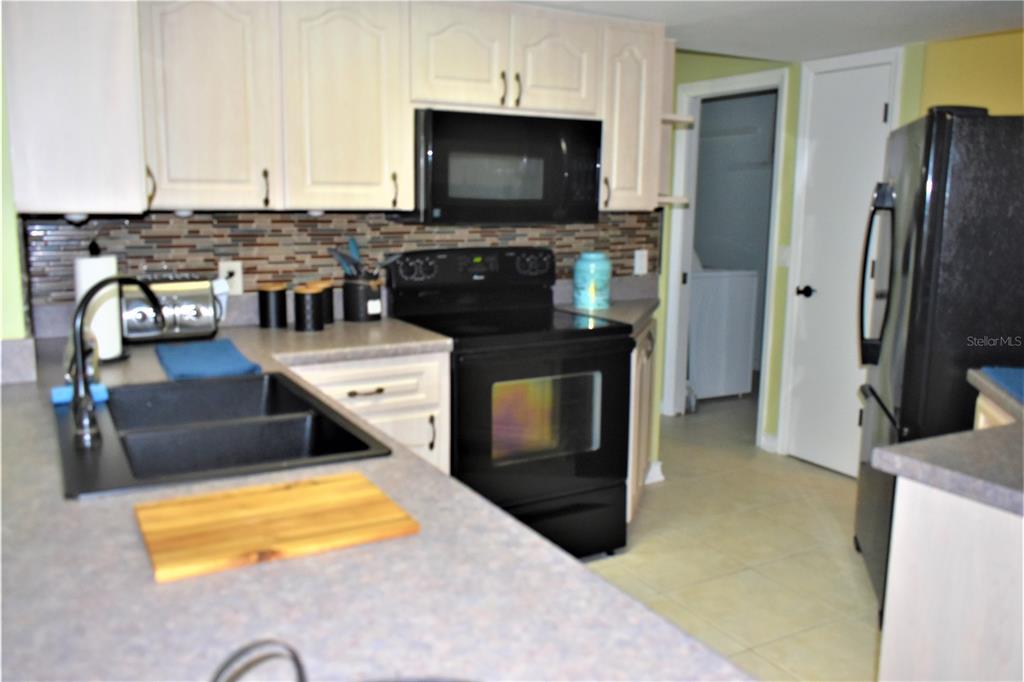 181 Bunker Road Rotonda West, FL 33947 - Photo 13 of 52