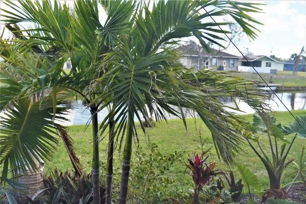 $4,600 | 181 Bunker Road, Rotonda West, FL 33947