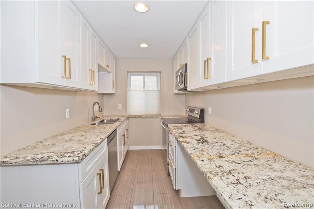 1707 East 14 Mile Road Birmingham, MI 48009 - Photo 20 of 32