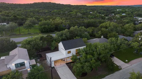 $665,000 | 22218 Briarcliff Drive, Spicewood, TX 78669
