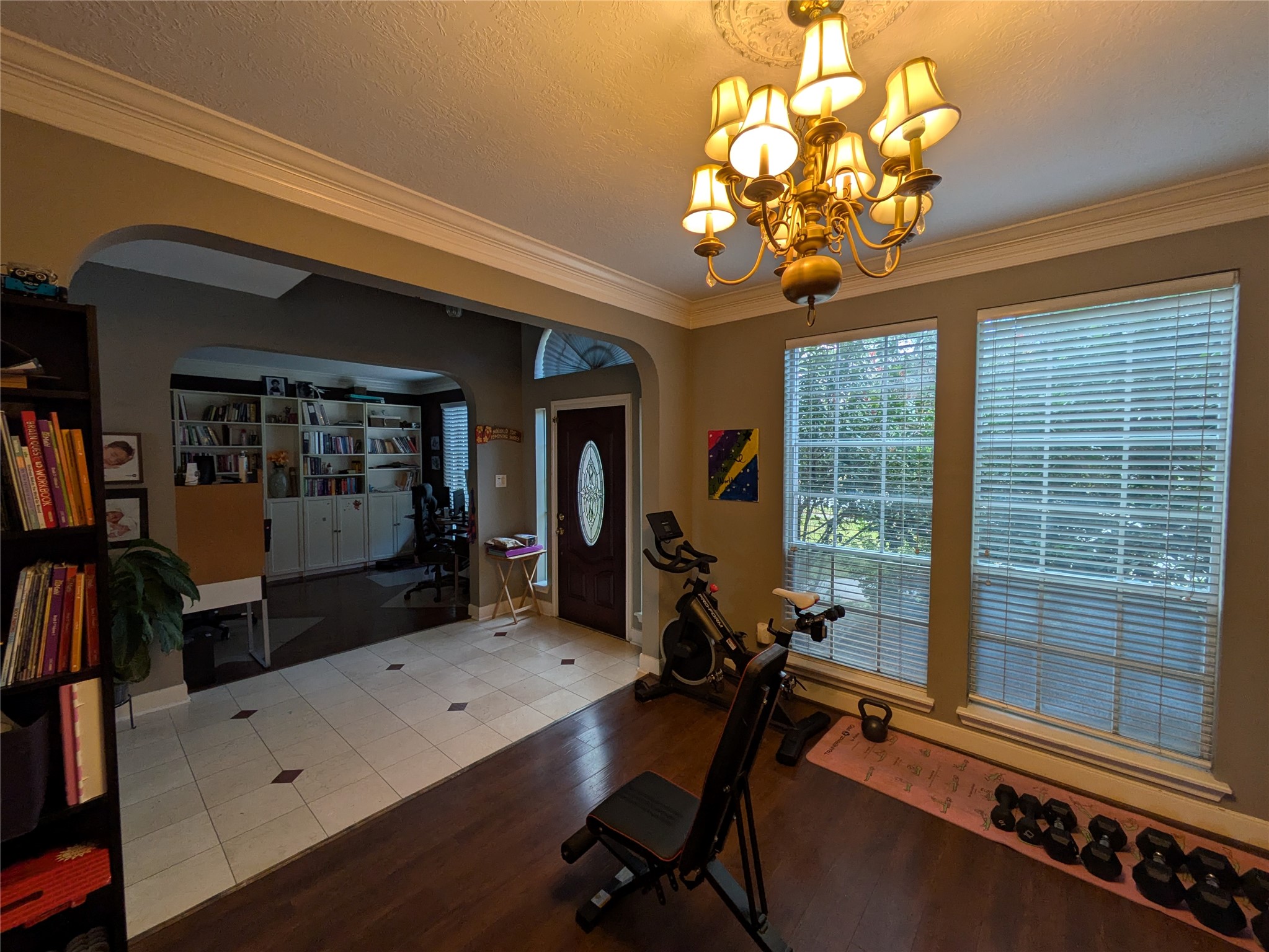 9222 Symphonic Lane Houston, TX 77040 - Photo 6 of 33 Formal Dining Area