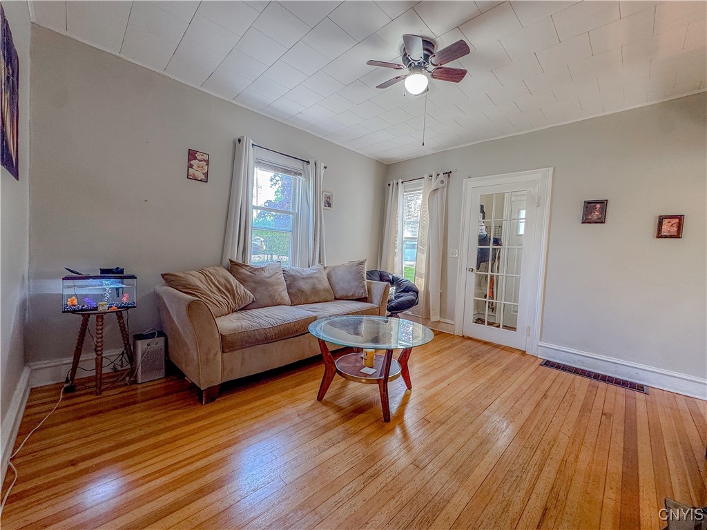 238 State Street Auburn, NY 13021 - Photo 9 of 21