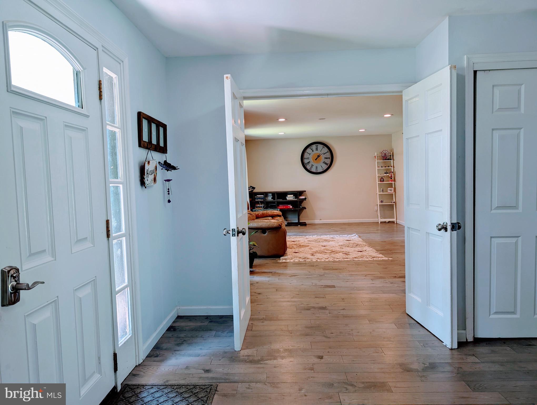2601 Wayland Road Berwyn, PA 19312 - Photo 5 of 8 a view of a living room