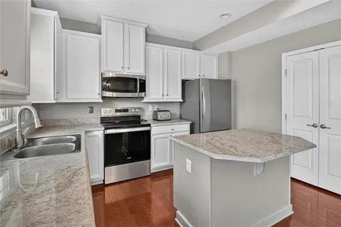 $349,900 | 1023 Grey Fox Circle, Bridgeville, PA 15017