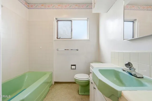 $699,000 | 626 West Bonnie Brae Court, Ontario, CA 91762