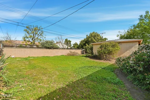 $699,000 | 626 West Bonnie Brae Court, Ontario, CA 91762