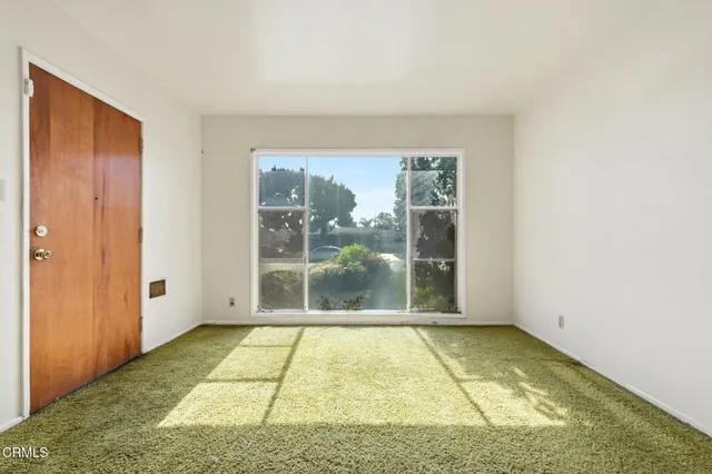 $699,000 | 626 West Bonnie Brae Court, Ontario, CA 91762