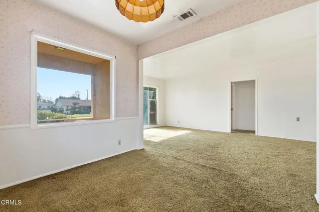 $699,000 | 626 West Bonnie Brae Court, Ontario, CA 91762