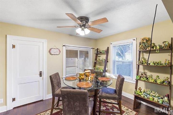 135 Oakside Road Mishawaka, IN 46544 - Photo 4 of 18 Gallery Image 4