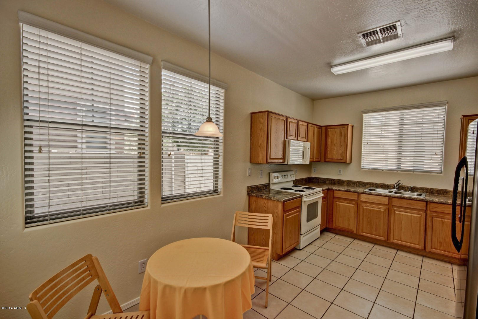 1918 East Harrison Street Gilbert, AZ 85295 - Photo 9 of 42 Harrison (8)