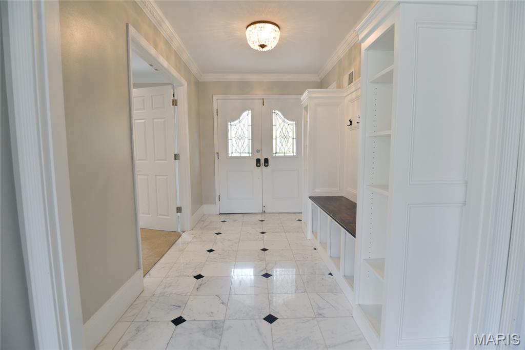 2235 North Ballas Road Town and Country, MO 63131 - Photo 3 of 38